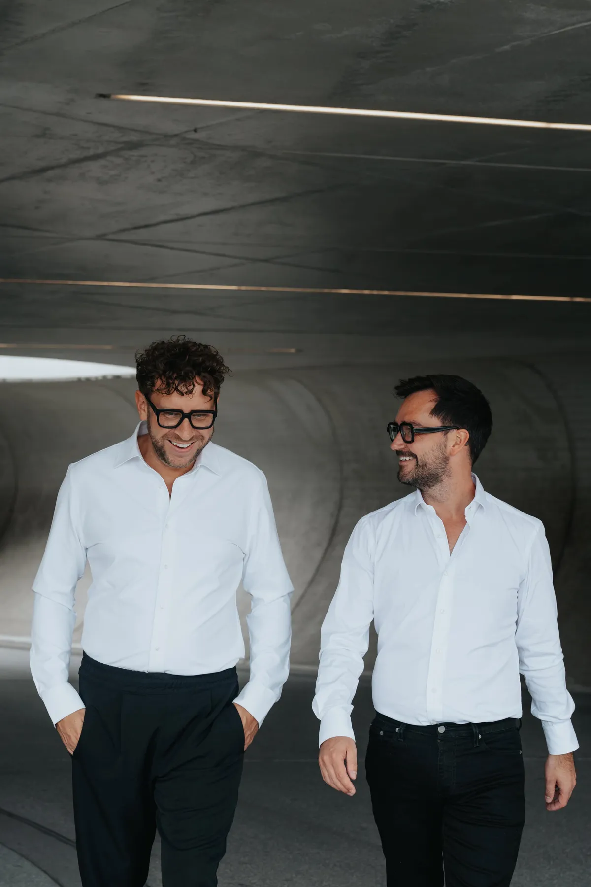 Robbie en Rob, oprichters van Robi Interior